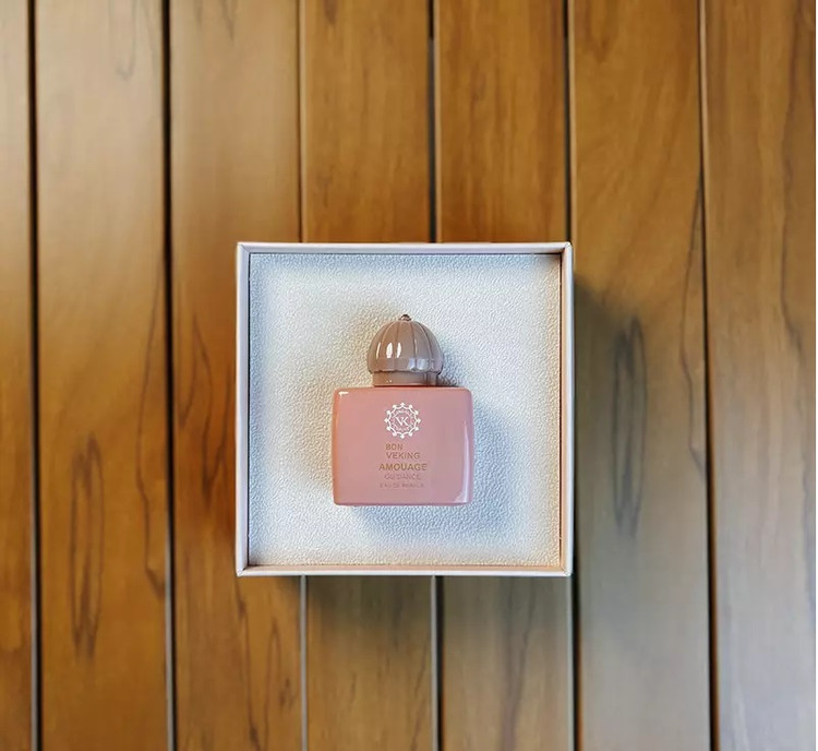 عطر ادکلن آمواج گایدنس | Amuage Guidance پک دار و شیک