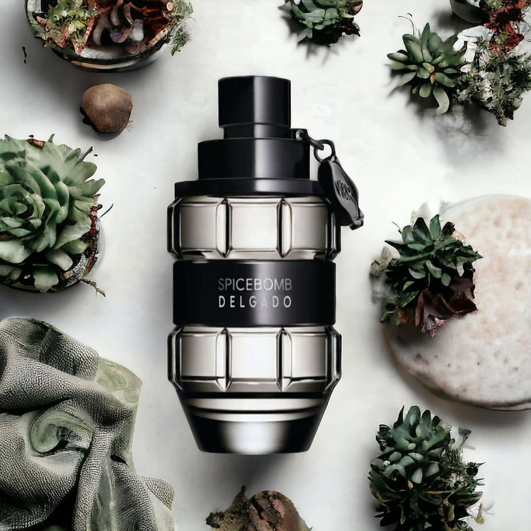 عطر ادکلن ویکتور اند رولف اسپایس بمب | Viktor Rolf Spice Bomb دلگادو