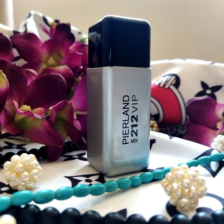 عطر ادکلن 212 مردانه | CK 212